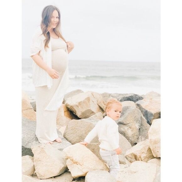 NWT BEAUTIFUL XL PINK BLUSH MAXI LONG SLEEVED GOLD MATERNITY DRESS W/SIDE RUCHE - Picture 2 of 9